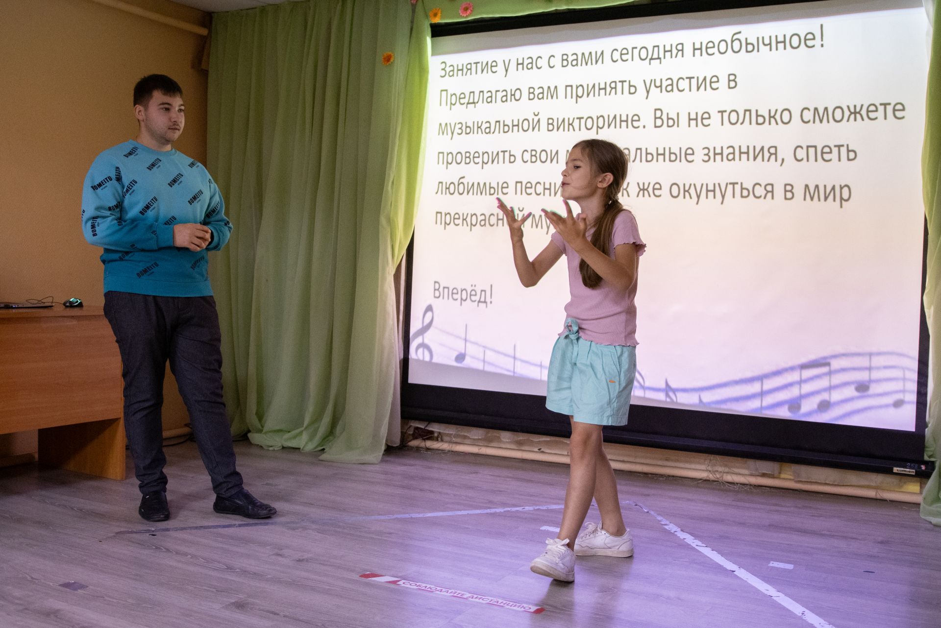 Подробнее о статье Для жителей и гостей городского округа Чехов провели музыкальную викторину