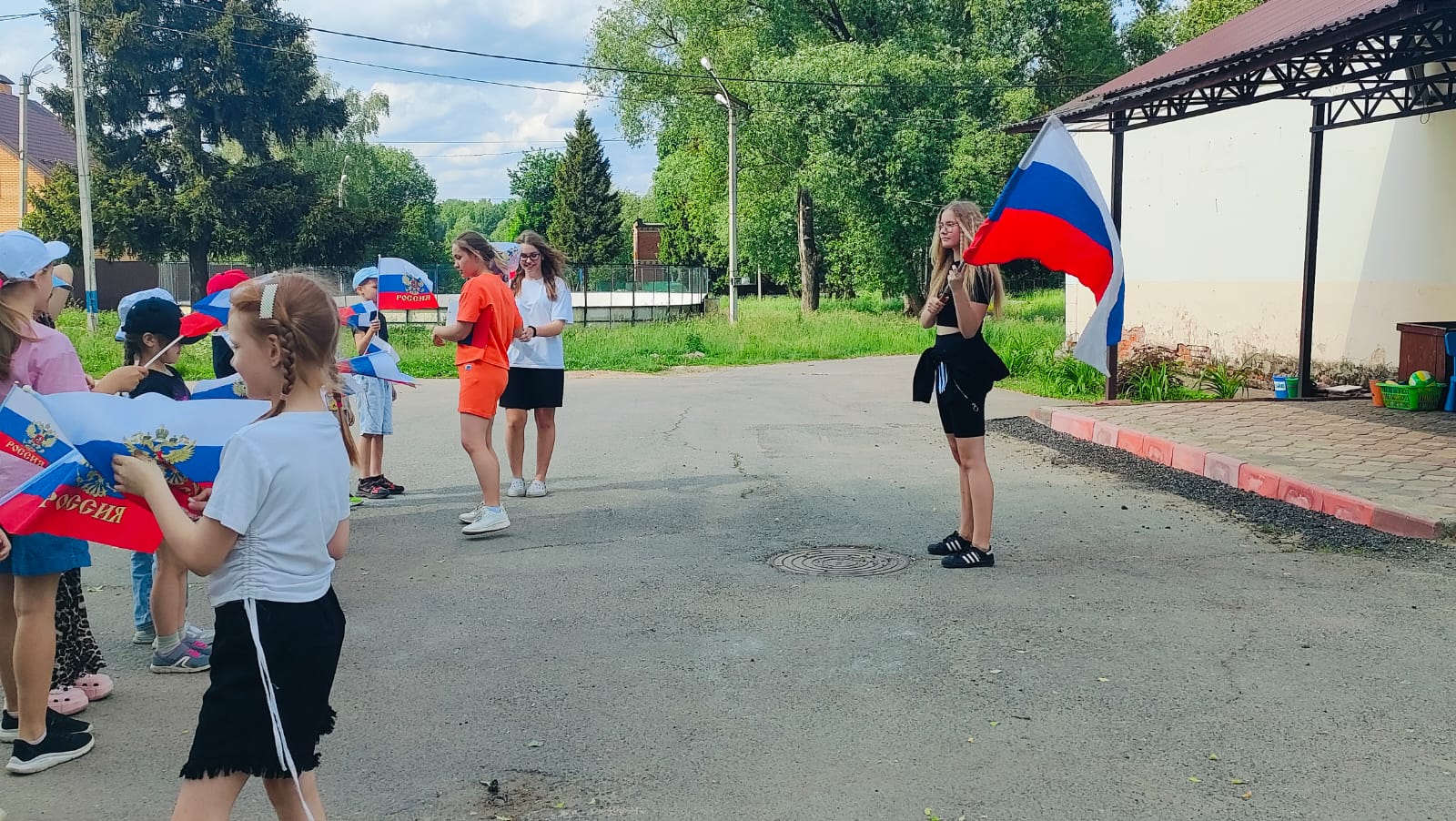Подробнее о статье Для жителей и гостей муниципального округа Чехов провели развлекательную программу